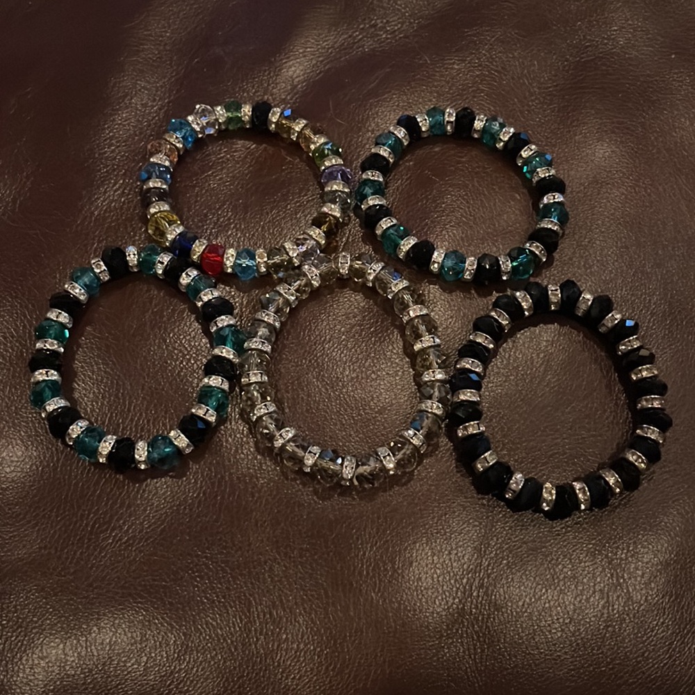 5 Colorful Stretch Beaded Bracelets with Crystal Accents. Fits all wrist sizes.